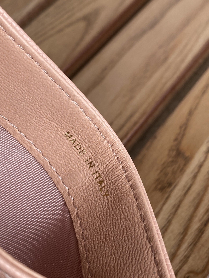 Ch**el wallet purse